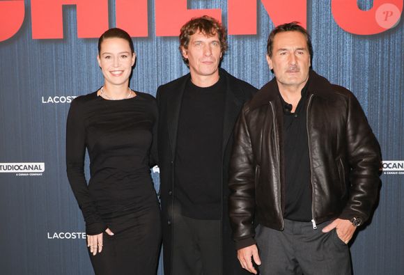 Demain sort "Chien 51", le film de Cédric Jimenez avec Adèle Exarchopoulos et Gilles Lellouche

Adèle Exarchopoulos, Cédric Jimenez et Gilles Lellouche - Avant-première du film "Chien 51" au cinéma le Grand Rex à Paris le 13 octobre 2025. © Coadic Guirec/Bestimage