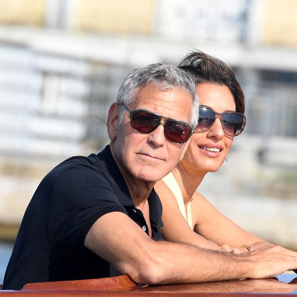 George Clooney et Amal Clooney arrivent avant le 82e Festival international du film de Venise, le 26 août 2025, à Venise, en Italie. Photo par GPress/Splash News/ABACAPRESS.COM