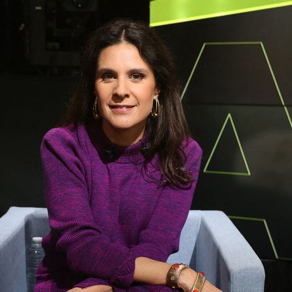 Exclusif - Apolline de Malherbe apparaît pour une interview sur BFM TV le 18 novembre 2024 à Paris, France. Photo by Jerome Dominé/ABACAPRESS.COM