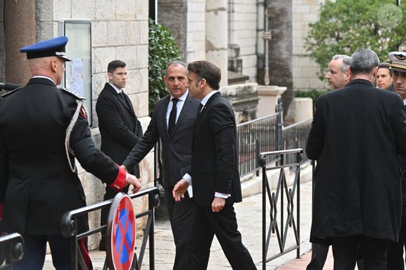 Emmanuel Macron a aussi fait le déplacement

Le président Emmanuel Macron - Obsèques de Didier Guillaume (ancien ministre de l'Agriculture entre 2018 et 2020 et ancien Ministre d'Etat de Monaco 2024–2025) en la cathédrale Notre-Dame-Immaculée de Monaco le 23 janvier 2025. © Bruno Bebert/Bestimage