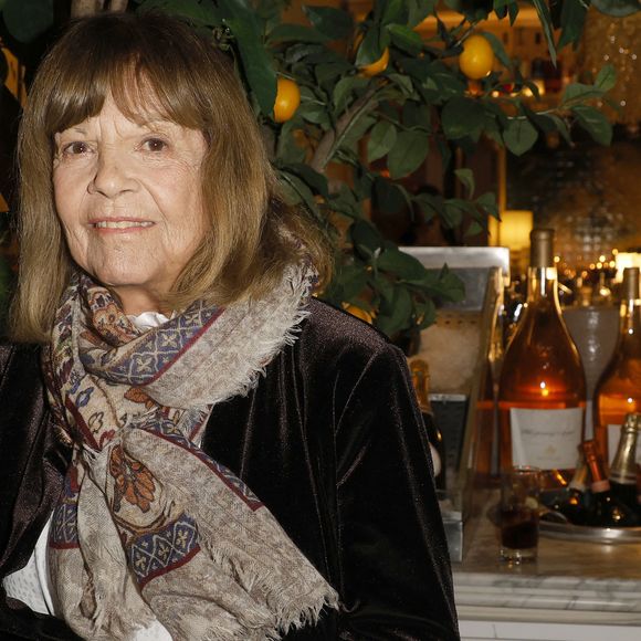 Chantal Goya - M.Gargia (Président fondateur des Prix "The Best") et C.Rizh (Présidente du Rallye des Grâces) ont organisé un dîner et une vente aux enchères caritative pour fêter Noël au restaurant "La Baia" à Paris, le dimanche 23 novembre 2025.
© Christophe Aubert via Bestimage