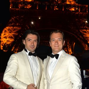 Exclusif - Gautier Capuçon et Renaud Capuçon - Grand concert de l'Orchestre National de France au Champs de Mars présenté par S. Bern sur France 2 pour célébrer la Fête Nationale à Paris le 14 juillet 2017 © Giancarlo Gorassini / Pierre Perusseau / Veeren / Bestimage 