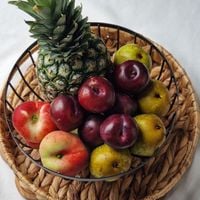 Envie d'une touche sucrée en dessert sans culpabiliser ? Découvrez les 8 fruits, validés par une nutritionniste, pour garder une glycémie stable