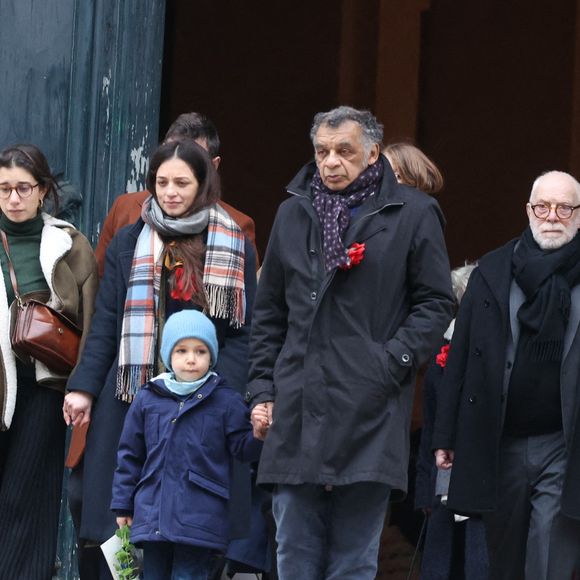 Ses filles, leur père Jimmy, mais aussi le dernier homme de sa vie Thomas Stern étaient notamment présents.

Gabriele Laborde et sa famille lors de la cérémonie des obsèques de Catherine Laborde à l'église Saint-Roch à Paris, France, le 6 février 2025. 
Photo par Jerome Domine/ABACAPRESS.COM
