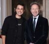 En couple depuis cinq ans, les deux hommes ne se quittent plus. Stéphane Bern reconnaît que cette relation l'a profondément fait évoluer.

Stéphane Bern et Yori Bailleres lors de la Saint Clément au restaurant Alain Ducasse Baccarat, à Paris, France, le 20 novembre 2025. 

Photo de Denis Guignebourg/Bestimage