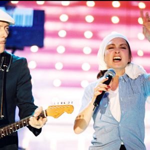 Pour beaucoup, elle rejoint désormais l'homme de sa vie, Fred Chichin, son âme sœur et complice musical. 

Archives - Les Rita Mitsouko Fred Chichin et Catherine Ringer sur le plateau de l'émission "Tapis Rouge"