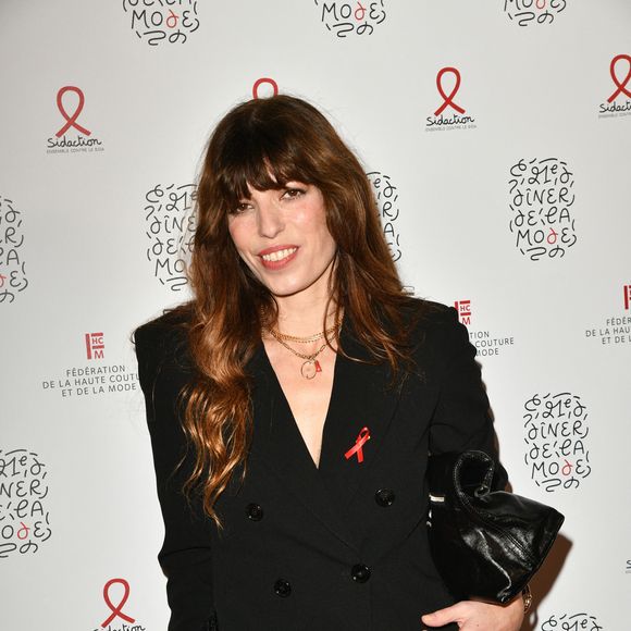 Lou Doillon - Photocall du « Dîner de la Mode » au bénéfice du Sidaction, au Palais de Tokyo, dans le cadre de la Fashion Week de Paris. Le 25 Janvier 2024. 
© Rachid Bellak / Bestimage