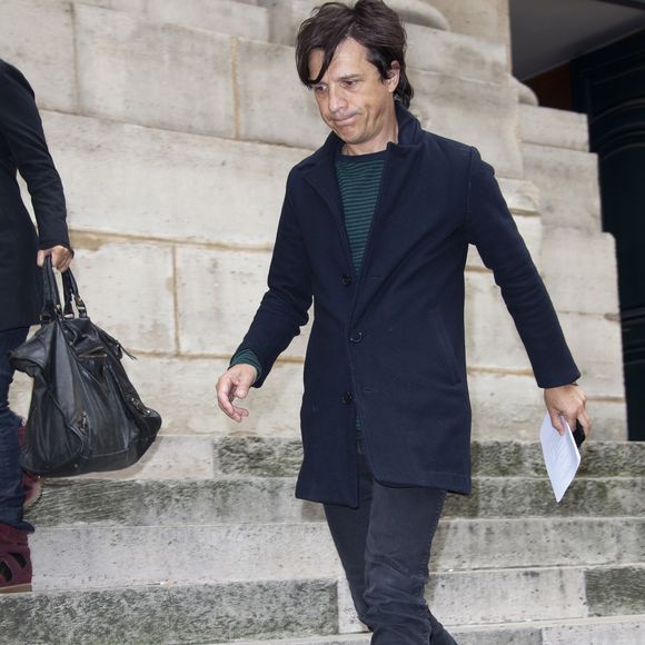 Nicolas Sirkis sortant de l'hommage à Tony Krantz en l'église Saint Roch à Paris le 16 septembre 2011. © JLPPA / Bestimage