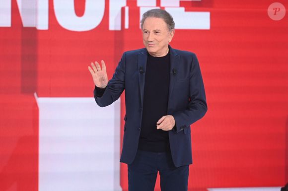 Exclusif - Michel Drucker - Enregistrement de l'émission Vivement dimanche au studio Rive gauche, presentée par Michel Drucker . Diffusion sur France 3 le 22 février 2026 © Guillaume Gaffiot/Bestimage
