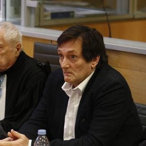 Pierre Palmade au tribunal de Melun avec ses avocats Me Alain Barsikian et Me Céline Lasek  pour son procès pour blessures involontaires à la suite d'un accident de la route en février 2023 dans lequel sa voiture a percuté un autre véhicule à Melun.
Le 20 novembre 2024.

© Christophe Clovis / Bestimage