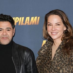 Direction ensuite l’île Maurice pour l’ex-Miss Univers, dans un palace prisé des célébrités comme Jamel Debbouze et Melissa Theuriau.

Jamel Debbouze et Mélissa Theuriau - Avant-première du film "Marsupilami" au Grand Rex à Paris le 1er février 2026.

© Coadic Guirec / Bestimage
