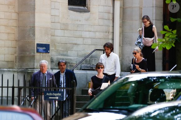 Exclusif - Louis Giacobetti (fils du défunt et de Carole Bouquet) - Obsèques de Francis Giacobetti à la chapelle Saint Pierre de Neuilly-sur-Seine, France, le 12 juin 2025. © Christophe Clovis/Bestimage