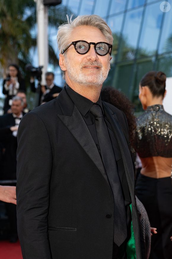 Antoine de Caunes - Montée des marches du film " Vie privée " lors du 78ème Festival International du Film de Cannes, au Palais des Festivals à Cannes. Le 20 mai 2025
© Olivier Borde/ Bestimage