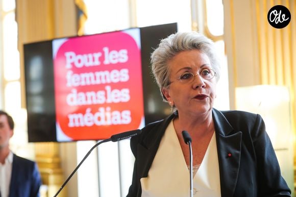Françoise Laborde lors de la signature au ministère de la Culture de la Charte PFDM  « Pour les femmes dans les médias », contre le harcèlement et les agissements sexistes dans les médias le 13 mars 2019.

©Cyril Moreau / Bestimage
