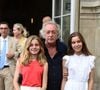 Louise et Lola, les jumelles de Didier Barbelivien et sa femme Laure, que Giulia considère comme ses soeurs
Didier Barbelivien, ses filles Louise et Lola - Mariage de Claude Lelouch à la mairie du 18ème à Paris. Le 17 juin 2023