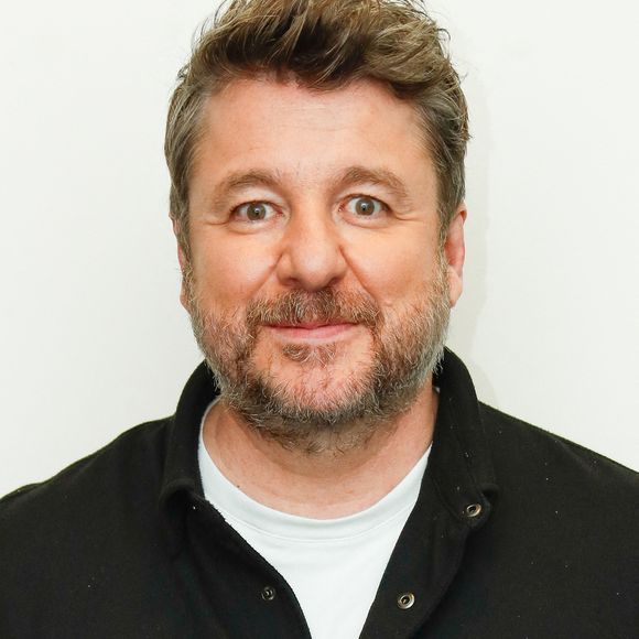 Exclusif - Bruno Guillon en backstage de l'émission "100% logique" présentée par C. Feraud et qui sera diffusée le 4 octobre 2025 sur France 2 au studio du Lendit à Saint-Denis, France, le 12 mars 2025. © Christophe Clovis/Bestimage