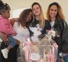 Ludivine Rétory, ex-chroniqueuse de "TPMP" qui s'est qualifiée de "tata gaga" lors de l'annonce de la grossesse, n'a pas failli à son rôle

Ludivine Rétory a gâté Céleste et Esmée, les jumelles de Kelly Vedovelli et Marvin Laplace-Gomis