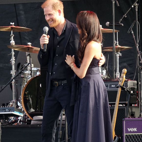 Santa Barbara, Californie. Le prince Harry (duc de Sussex) et son épouse Meghan sont apparus ensemble à l'événement One805 Live! au terrain de polo de Kevin Costner à Santa Barbara, en hommage aux premiers intervenants. © Backgrid USA / Bestimage