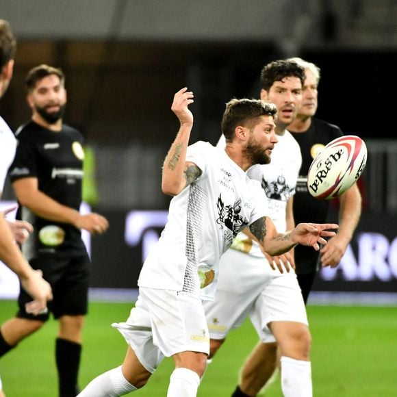Paga - Le match des Légendes, la rencontre qui mêle le football et le rugby au profit de l'association de P. Olmeta "Un sourire, un espoir pour la vie", s'est déroulé à Nice à l'Allianz Riviera, le 26 septembre 2022. © Bruno Bebert/Bestimage