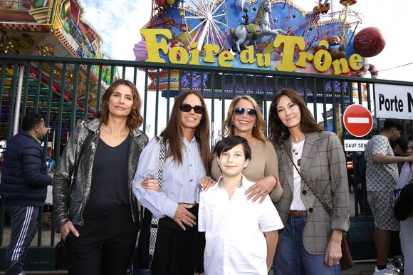 Melody Vilbert , Nathalie Marquay Pernaut,  Singrid Campion avec son fils Marcel et Mareva Galanter - Inauguration de la Foire du Trône 2025 à Paris le 4 avril 2025. © Cédric Perrin/Bestimage