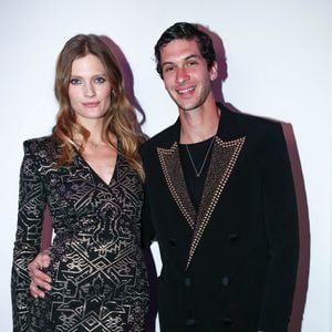 Constance Jablonski et son compagnon Matthias Dandois  au dîner de l'association AEM (Un Avenir pour les Enfants du Monde), au profit des enfants du Rwanda, au Pavillon Ledoyen à Paris. Le 24 mars 2022. © Borde-Rindoff / Bestimage