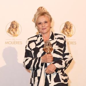 Muriel Robin (Molière d'honneur) - Photocall des lauréats de la 37ème Nuit des Molières aux Folies Bergère à Paris le 4 mai 2026.
© Jack Tribeca / Bestimage