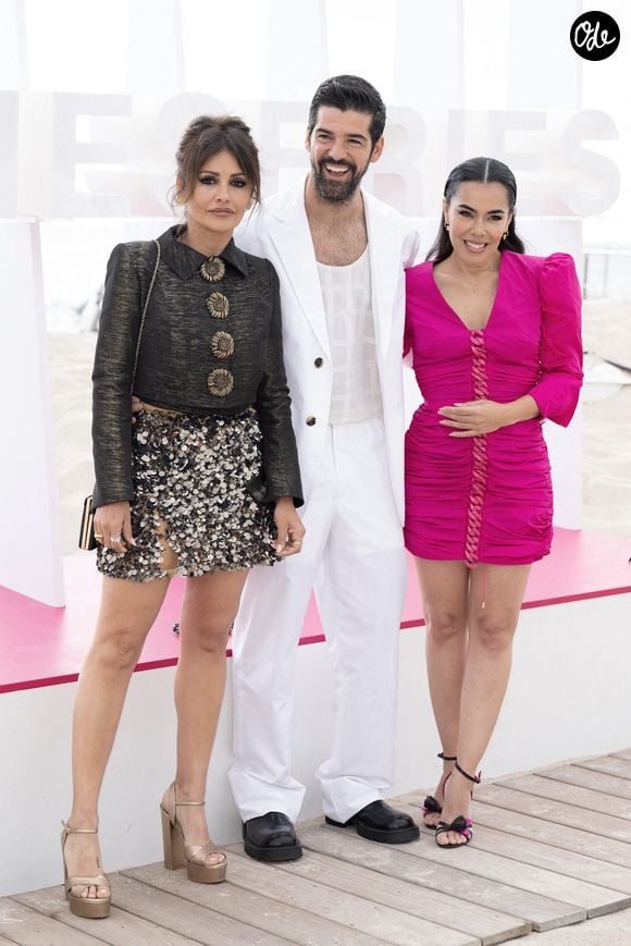 Monica Cruz, Miguel Angel Munoz et Beatriz Luengo participent à la séance photo « Un Dos Tres Nouvelle Génération » lors du 6e Festival international de Canneseries, le 15 avril 2023 à Cannes, en France.  Photo de David Niviere/ABACAPRESS.COM