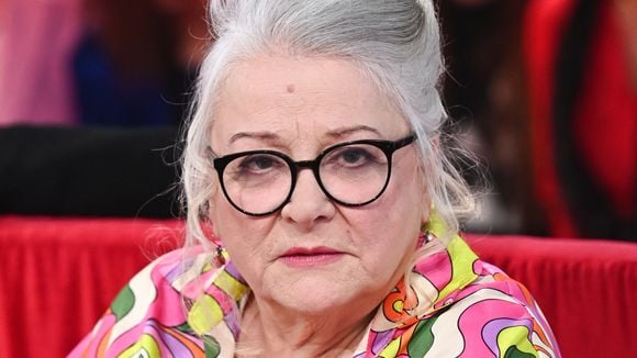 Josiane Balasko : Ce secret de famille qu’elle a découvert à la disparition de son père
