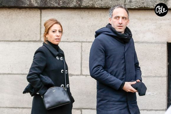 Léa Salamé et son compagnon Raphaël Glucksmann - Obsèques de Sébastien Demorand à la Coupole du crématorium du cimetière du Père-Lachaise à Paris, France, le 31 janvier 2020. © AGENCE / BESTIMAGE