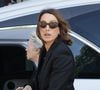 Elle prépare notamment un documentaire inédit consacré à la vie et à la carrière de la célèbre comédienne.

Laura Smet - Sorties des obsèques de Nathalie Baye en l'église Saint-Sulpice à Paris le 24 avril 2026. © Dominique Jacovides - Coadic Guirec / Bestimage