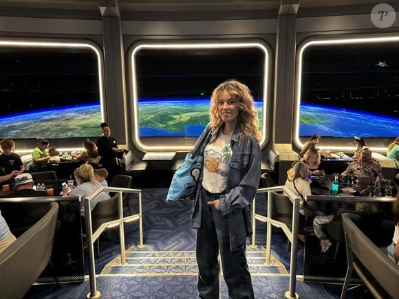 Philippe Lacheau et Elodie Fontan s'éclatent à Disney World en Floride.