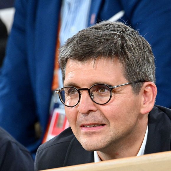 Thomas Sotto dans les gradins de Roland Garros le 03 juin 2025 à Paris, France. Photo by ABACAPRESS.COM