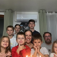 "Papa est parti" : Céline Saffré (Familles nombreuses) se retrouve solo avec ses 10 enfants, loin de son mari Fabrice