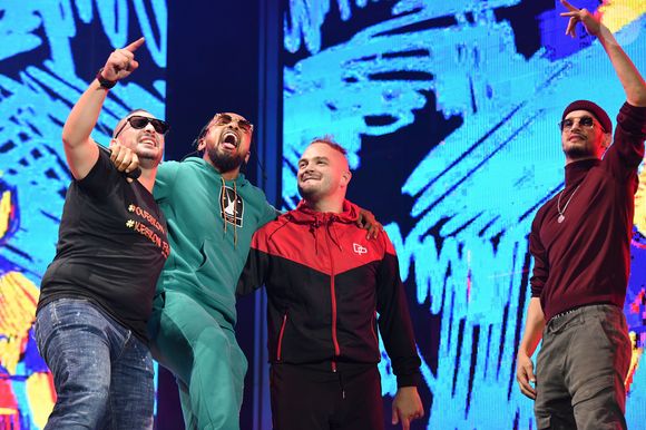 Vincenzo de Psy 4 de la Rime et Jul en concert au stade Orange Velodrome à Marseille le 11 octobre 2019 dans le cadre de la tournée de Soprano, Phoenix Tour. © Bruno Bebert / Bestimage