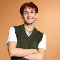 PORTRAIT Star Academy 2025 : A 24 ans, Victor a trouvé de quoi "arrondir les fins de mois" dans un célèbre quartier de Paris