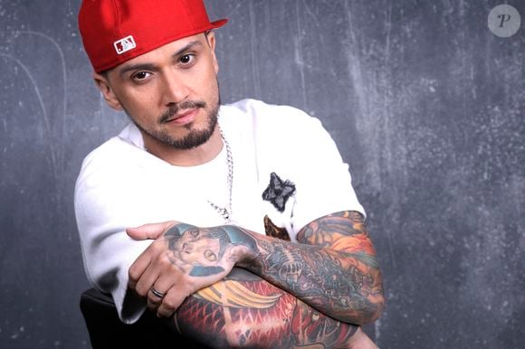 Le 17 août dernier, Coleen pensait avoir encore du temps, dilatée seulement à 3 cm et sans douleurs majeures mais c'était sans compter sur l'arrivée rapide de son bébé. 

xclusif - Portrait de Billy Crawford à Paris, le 20 mars 2025.
© Cédric Perrin/Bestimage