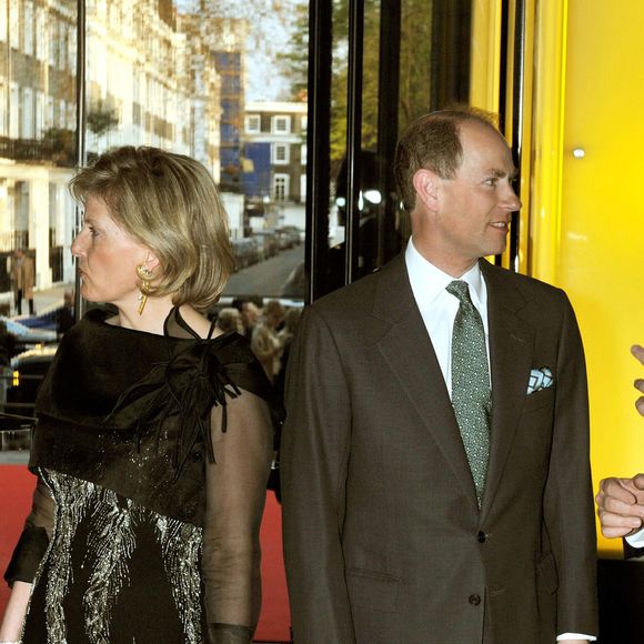 Le Prince Albert de Monaco et Charlene Wittstock accueillent le Comte et la Comtesse de Wessex à leur arrivée au Victoria &amp ; Albert Museum au centre de Londres, pour une visite privée de 'Grace Kelly : Icône de style", une exposition sur la vie de la princesse Grace de Monaco, ce soir. Londres, Royaume-Uni, le 15 avril 2010. Photo by John Stillwell/PA Photos/ABACAPRESS.COM