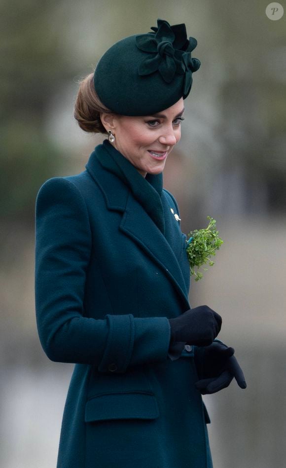 La jeune femme de 37 ans ouvre son propre cabinet privé de conseil

Catherine (Kate) Middleton, princesse de Galles, colonel des Irish Guards, visite le régiment lors du défilé de la Saint-Patrick à la caserne Wellington de Londres, le 17 mars 2025. Dana Press / Bestimage