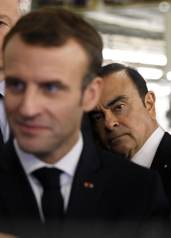 Le président de la République française, Emmanuel Macron et Carlos Ghosn (président-directeur général du groupe Renault) - Le président de la République française visite l'usine Renault: MCA (Maubeuge Construction Automobile) dans la zone industrielle de Grévaux-les-Guides à Maubeuge, France, le 8 novembre 2018© Dominique Jacovides/Bestimage