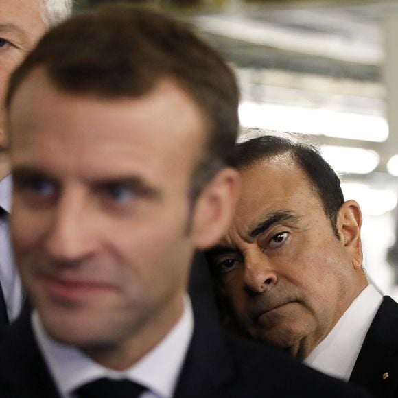 Le président de la République française, Emmanuel Macron et Carlos Ghosn (président-directeur général du groupe Renault) - Le président de la République française visite l'usine Renault: MCA (Maubeuge Construction Automobile) dans la zone industrielle de Grévaux-les-Guides à Maubeuge, France, le 8 novembre 2018© Dominique Jacovides/Bestimage