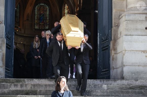 Le cercueil lors de la cérémonie d'enterrement du réalisateur français Yves Boisset à l'église Saint Roch à Paris, France. Photo by Nasser Berzane/ABACAPRESS.COM