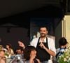 Le chef voit dans Lucas Carton une maison historique qui correspond à son goût pour le classique et la modernité.

 Le chef Cyril Lignac dans l'espace VIP, le Pavillon Eiffel, lors de la 12ème édition Longines Paris Eiffel Jumping au pied de la Tour Eiffel sur le Champ-de-Mars à Paris, France, le 20 juin 2026. © Perusseau-Veeren/Bestimage