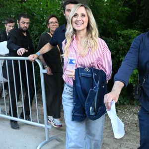 Il s'agit du sérum CellLift de la marque CellCosmet.

Lara Fabian - Arrivées à l'enregistrement de l'émission "Serge Lama le dernier rappel !" au théâtre Marigny à Paris le 29 avril 2025.

© Yehiel Chekroune / Bestimage