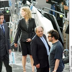 "ALEXANDRA LAMY" ET "JACQUES VILLERET" - TOURNAGE DU FILM "L' ANTIDOTE" A PARIS "PLAN SERRE" FEMININ ACTRICE COMEDIENNE ACTEUR HOMME COMEDIEN