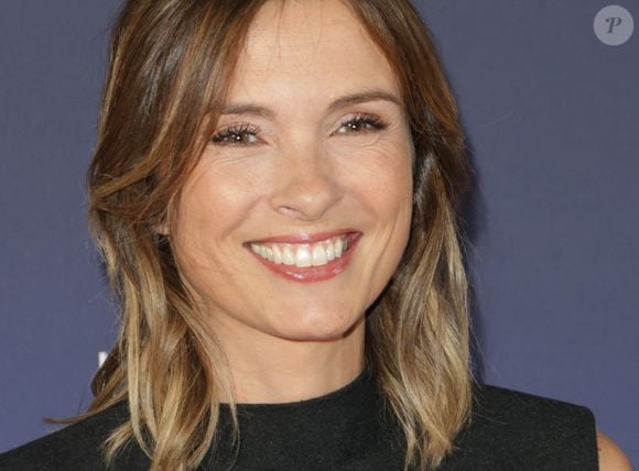 Les audiences ont été exceptionnelles, avec un record à 5,26 millions de téléspectateurs et 49,5 % de part de marché le 21 juillet.

Isabelle Ithurburu - Avant-première de la nouvelle fiction de TF1 "Cat's Eyes" à la Seine Musicale à Paris le 9 octobre 2024. © Coadic Guirec/Bestimage