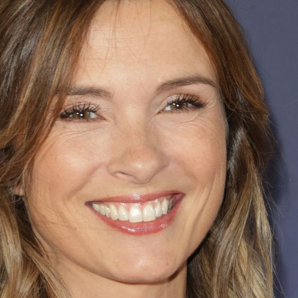 Les audiences ont été exceptionnelles, avec un record à 5,26 millions de téléspectateurs et 49,5 % de part de marché le 21 juillet.

Isabelle Ithurburu - Avant-première de la nouvelle fiction de TF1 "Cat's Eyes" à la Seine Musicale à Paris le 9 octobre 2024. © Coadic Guirec/Bestimage