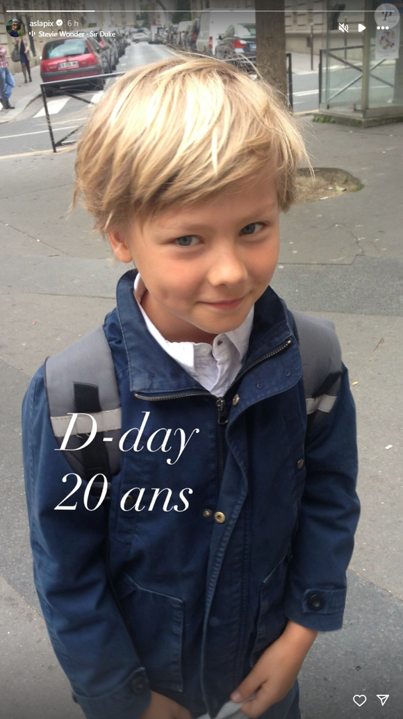Le fils d'Anne-Sophie Lapix lorsqu'il était enfant. Image partagée par la journaliste à l'occasion des 20 ans de son enfant le 26 juillet 2025 © Instagram