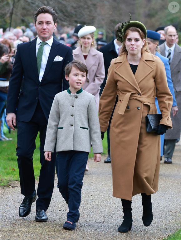 Christopher Woolf, Princesse Beatrice et Edoardo Mapelli Mozz - La famille royale britannique se rend à la messe de Noël à Sandringham le 25 décembre 2024.