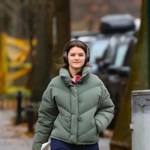 New York, NY - EXCLUSIF - Suri Cruise à New York pour ses vacances d'été après l'université.

Backgrid USA / Bestimage