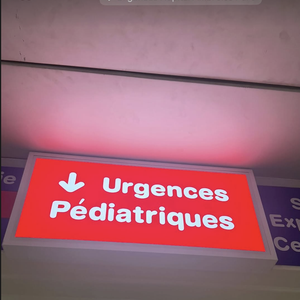 Elle a partagé plusieurs messages inquiétants dans sa story Instagram ce lundi 29 juin.

Sylvie Tellier a pris la parole sur ses réseaux sociaux, expliquant avoir passé la nuit aux urgences pédiatriques. Capture d'écran Instagram